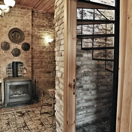 Elisa Butik 王子岛群