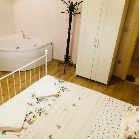 Elisa Butik 2*